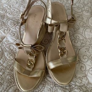 Kate spade women’s sandals gold size 6M